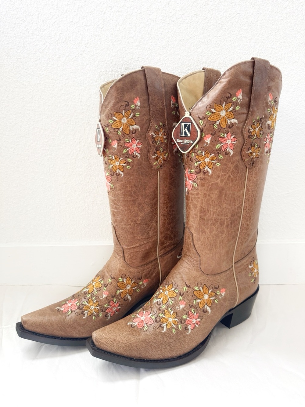 King Exotic Floral Embroidered Leather Cowboy Boots NWT in Beige Brown Size 11